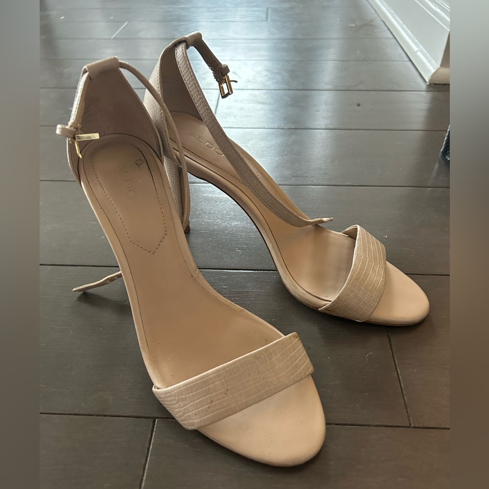 Strappy sandals, Aldo, size 7.5 US